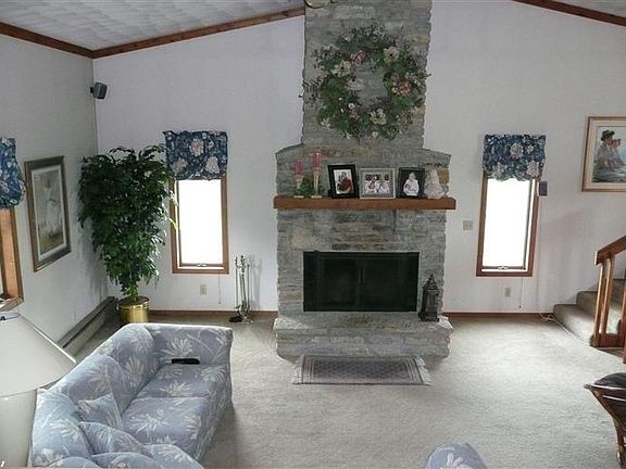 5th image of 4260 Copperfield Ln