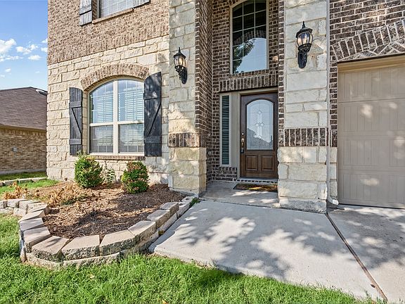 3rd image of 14629 Viking Ln