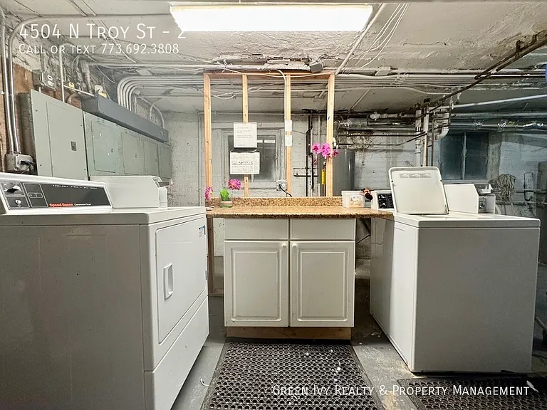 4504 N Troy St #2 — Photo 12