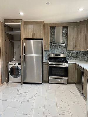 3rd image of 3112 38th Ave #2D