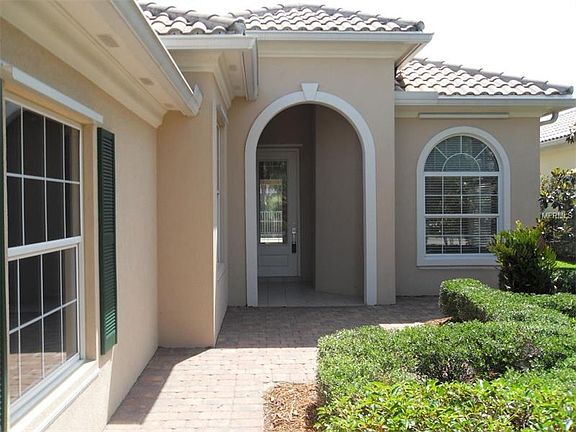 3rd image of 5874 Benevento Dr