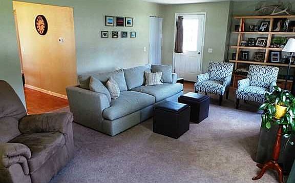 5th image of 28140 E Broadway St
