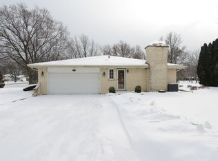178 Bobwhite Ct, Bloomingdale, IL 60108
