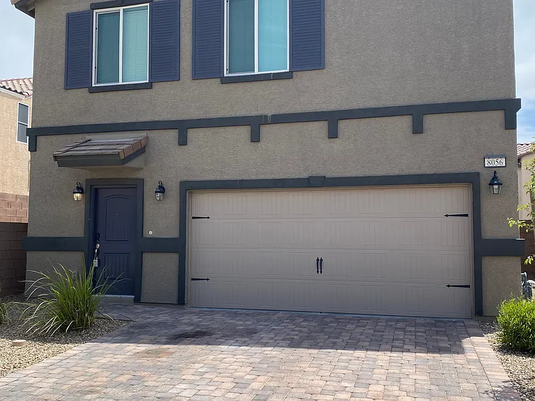 8056 Kings Guard St — Photo 1