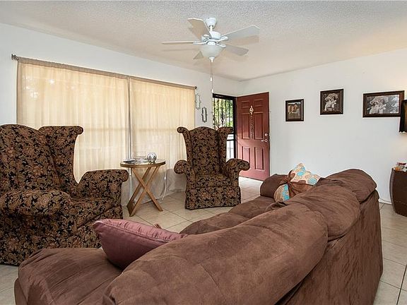4th image of 2501 Rose Blvd