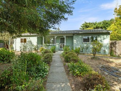 1544 Range Avenue, Santa Rosa, CA, 95401