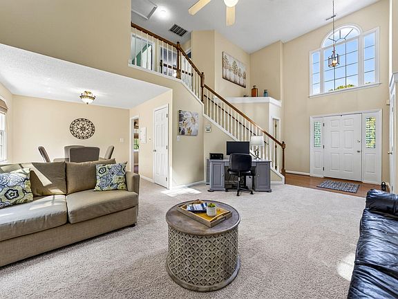 3rd image of 4512 Lazyriver Dr
