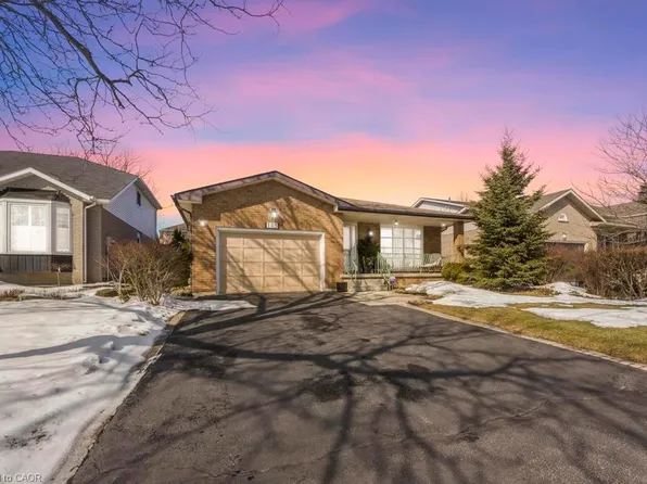 115 1st Rd W, Hamilton, ON L8J 2S6