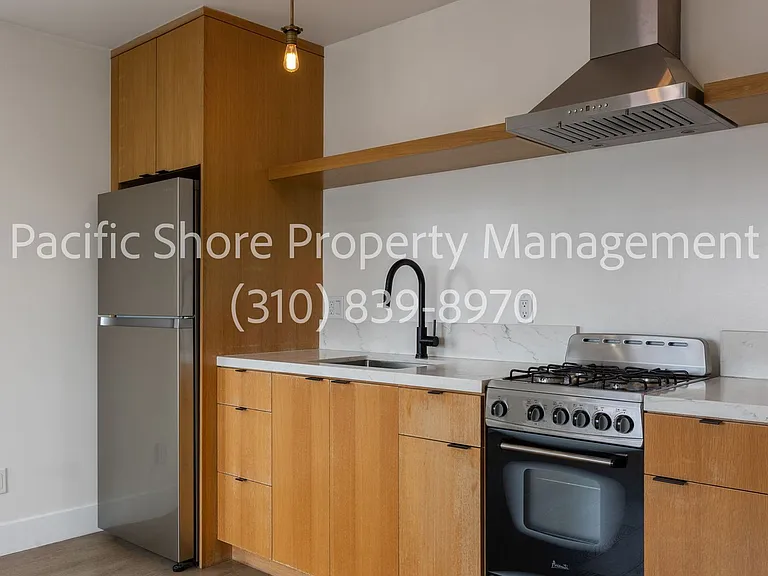 1420 Fairbanks Pl — Photo 6
