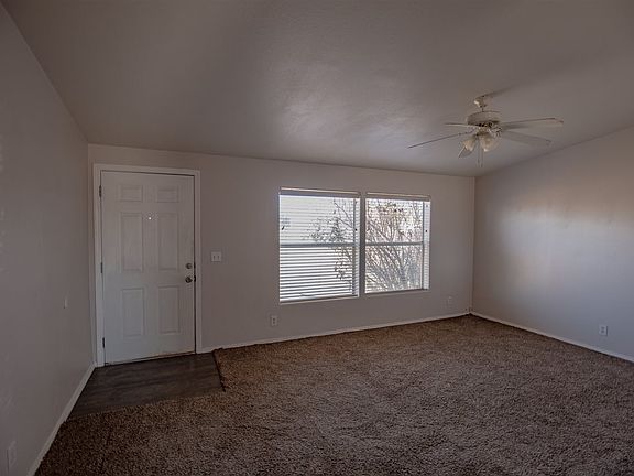 4th image of 117 Lawrence Dr
