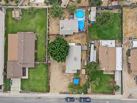 4th image of 741 S Shafter Ave