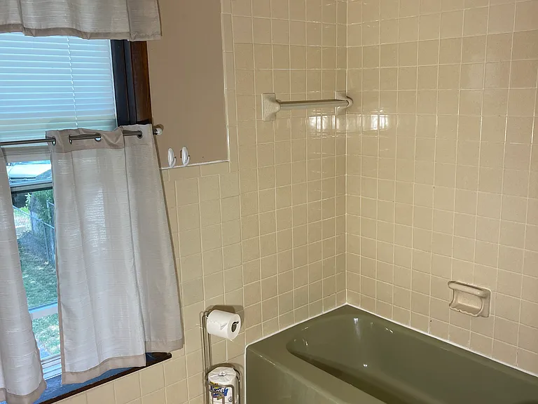 349 S Church St — Photo 10