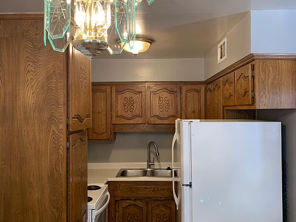 5th image of 3608 Lafayette Dr NE #2