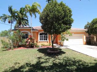 18201 SW 94th Ct, Palmetto Bay, FL 33157