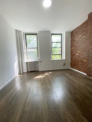 Rented by MOTION New York | media 18