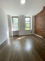 Rented by MOTION New York