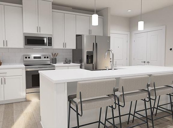 5th image of 12875 Mosaic Pkwy #J