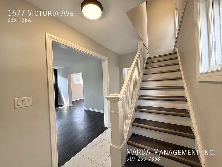 1677 Victoria Ave — Photo 4