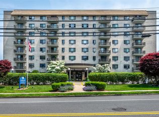 666 Pelham Rd APT 7B, New Rochelle, NY 10805