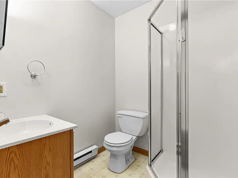 1229 Fern Dr — Photo 35
