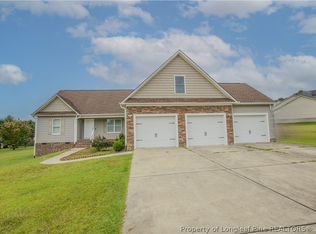 74 Jaylin Oaks Dr, Spring Lake, NC 28390