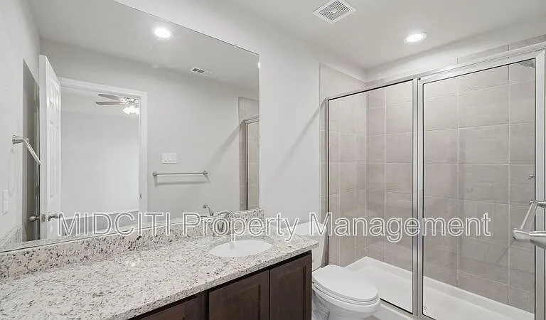 1134 Renee St — Photo 17
