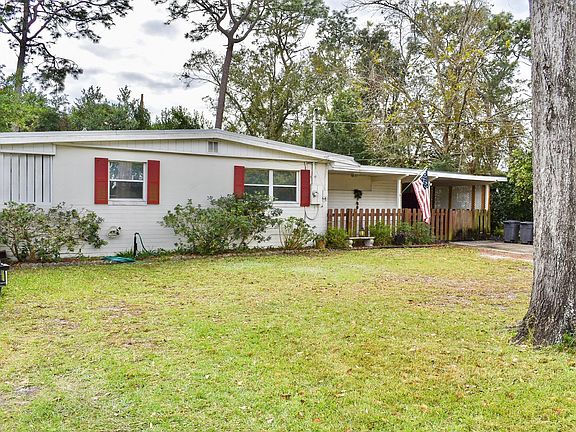 3rd image of 7904 Cezanne Dr N