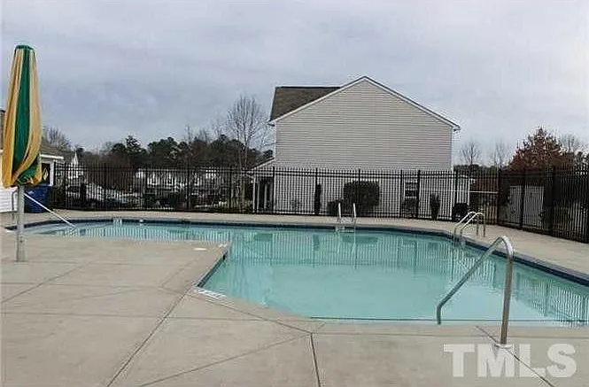 3825 Bison Hill Ln — Photo 6