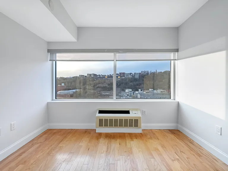 1701 Park Ave #902 — Photo 16