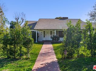 109 Homewood Rd, Los Angeles, CA 90049