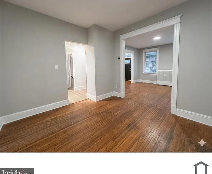 303 Webster St NW — Photo 3