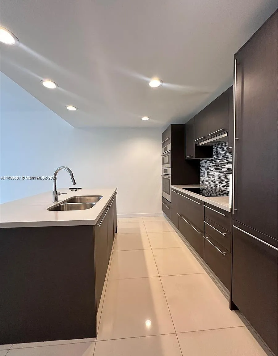 7875 NW 107th Ave — Photo 1