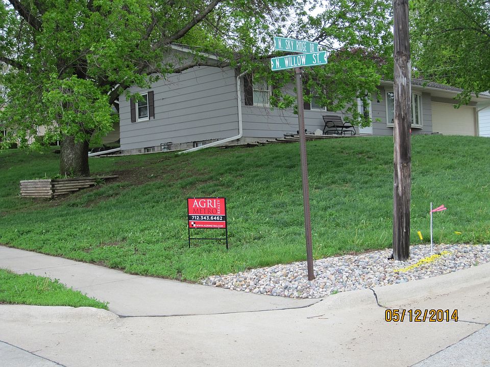 1st image of 1323 N Skyridge Dr