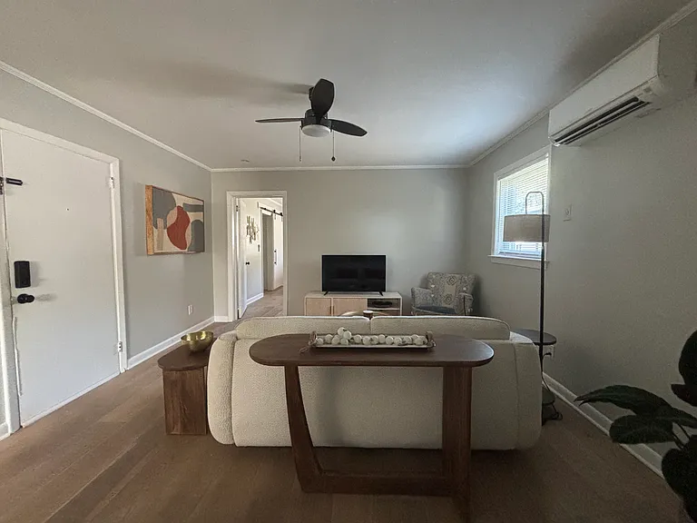 615 Guilford Ave #3 — Photo 7