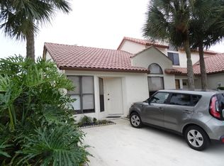 10250 Riverbend Ter, Boca Raton, FL 33498