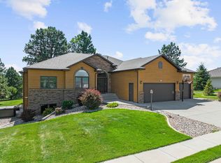 7153 Prestwick Rd, Rapid City, SD 57702