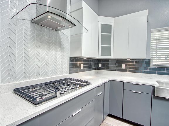 4th image of 6205 Red River Pl