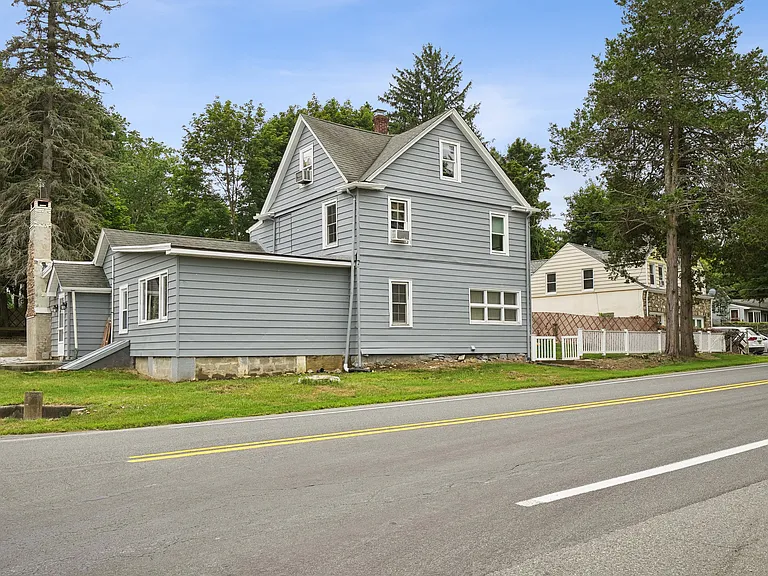 716 Glen Rd — Photo 33