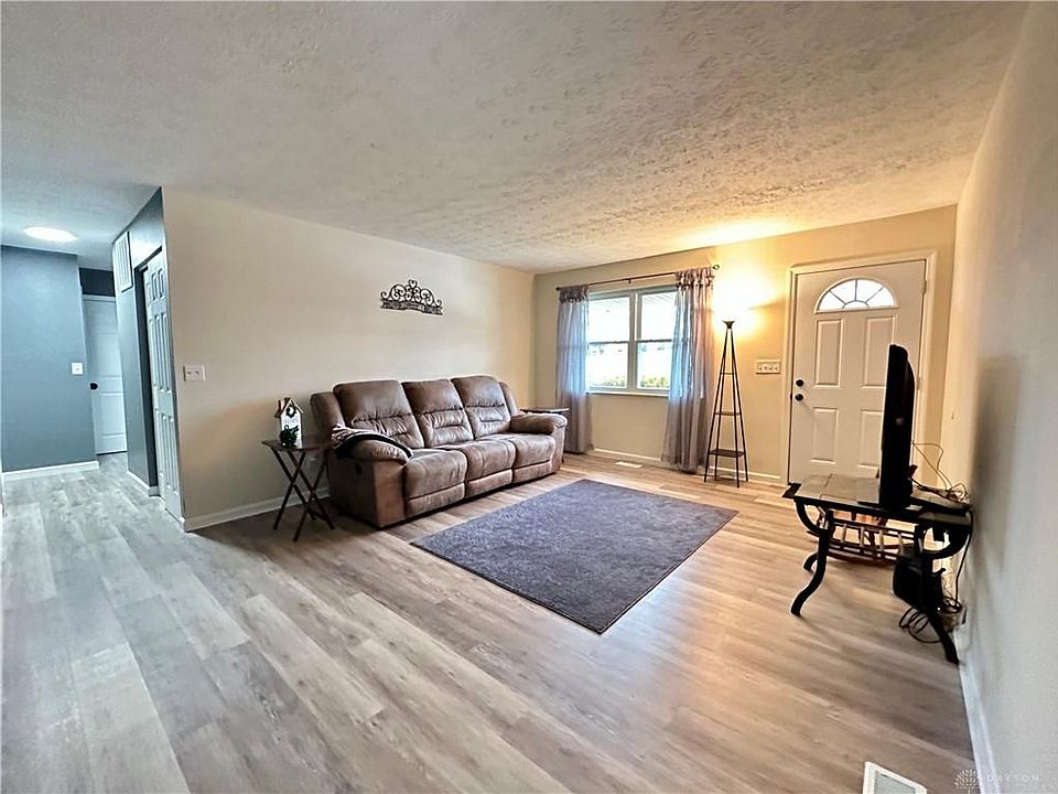 7 Grantwood Dr, Dayton, OH 45449 Zillow