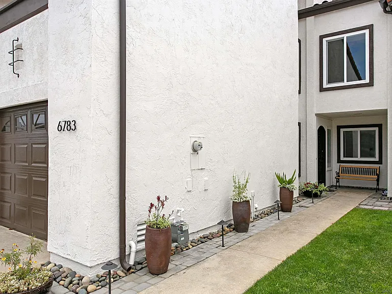6783 Heath Ct — Photo 8