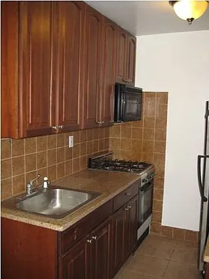 Rented by Besen Partners, LLC | media 4