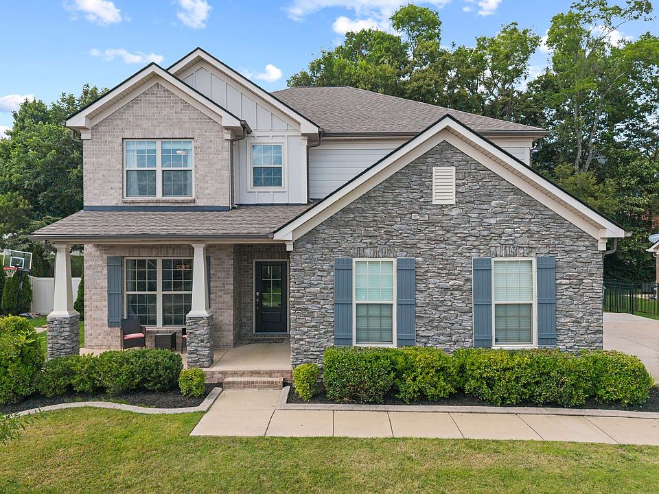 1st image of 1028 Maleventum Way