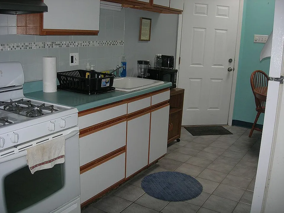 1st Fl Kitchen