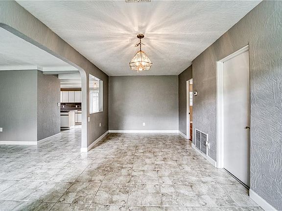 5th image of 6995 Pinellas Point Dr S