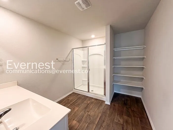 6025 Montrelia Dr — Photo 7