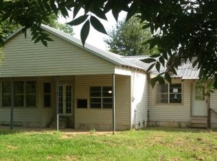 575 Couvillion St, Moreauville, LA 71355