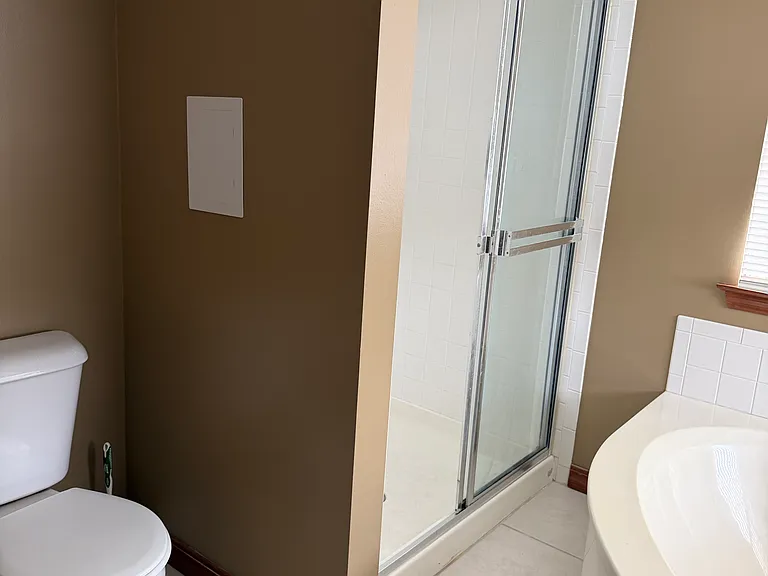 7586 Shadybridge Dr — Photo 8
