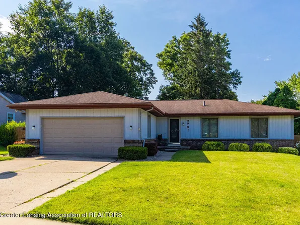 2781 Still Valley Dr, East Lansing, MI 48823