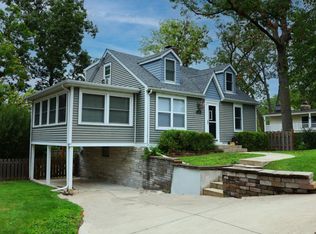 542 Glenview Rd, Williams Bay, WI 53191