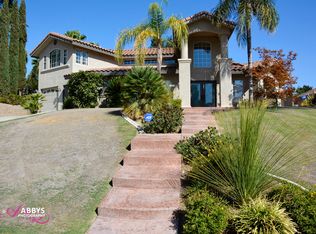 6304 Highland Knolls Dr, Bakersfield, CA 93306